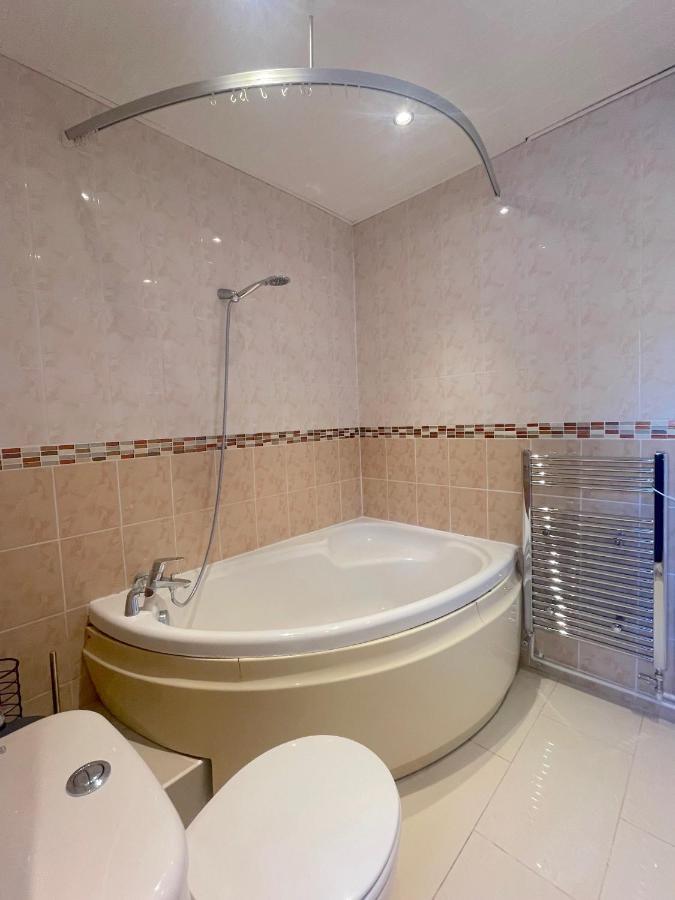 303 Alexandra Avenue Ha2 9Dx Apartment Pinner Екстериор снимка
